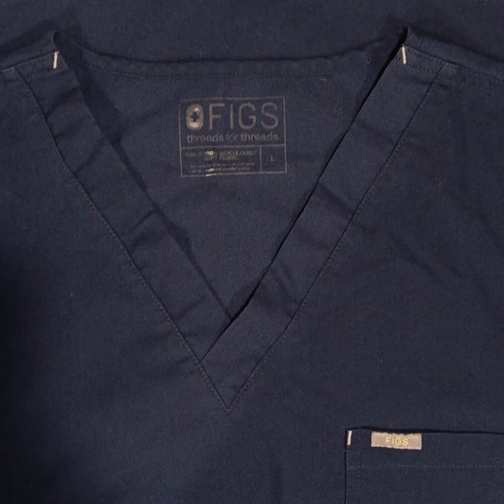 Figs Threads For Threads One Pocket Scrub Top - image 4